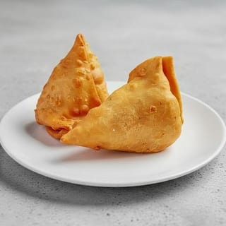 Veg. Samosa (2)